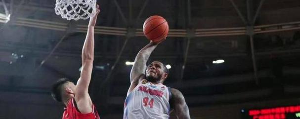 真不行！辽宁外援哈维替补9中1仅拿7分2次犯规