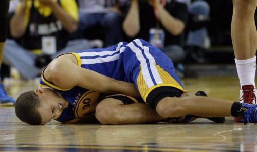 勇士34胜38负陷困境，伤病缠身致超八成薪资被“锁死”