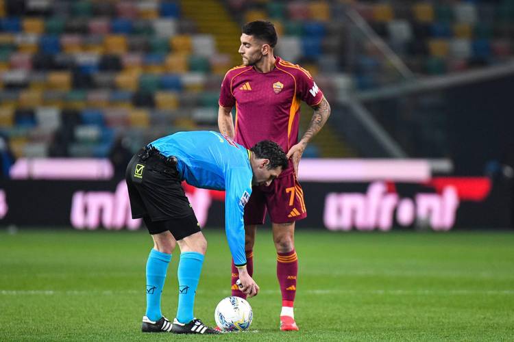 两次卷入假球案，24岁踢意甲，29岁踢世界杯，38岁单赛季进球上双