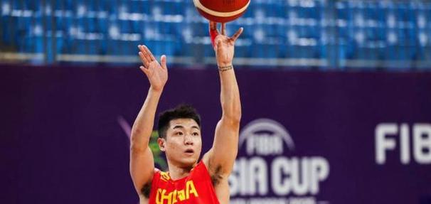 国字号后卫！高诗岩9中7砍下18分9助3断正负值+16