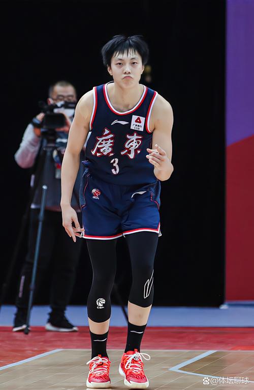 难评！胡明轩7投仅1中得到3分1板4助1断0失误正负值为+32