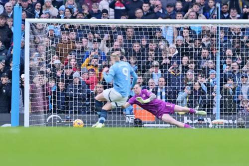 BBC：判罚小组认定哈弗茨对阵埃弗顿该获点球，但也支持VAR不介入