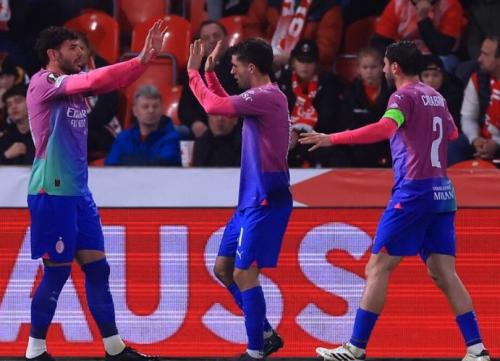 维耶里：莱奥踢得好时是世界最佳，踢得差时想立马把他卖掉