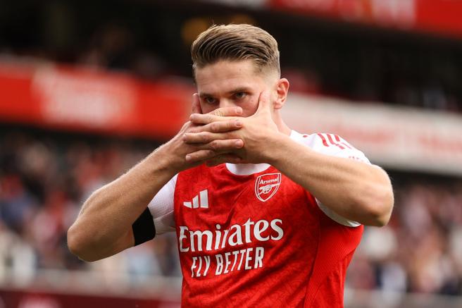 换掉约克雷斯卡拉格：阿森纳攻击线只能算一般，仍需买一名中锋