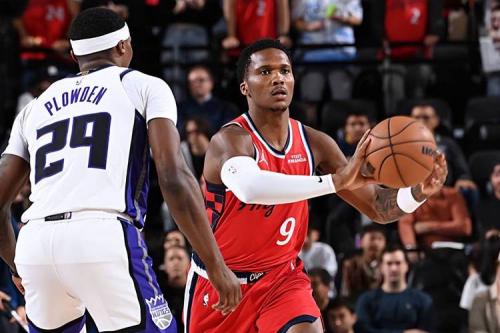 加盟快船后状态出色！后场新援到了附加赛能否保持这样的水准呢