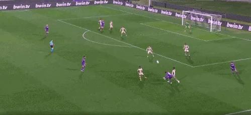 泰晤士报：75%球迷不支持在英超使用VAR九成球迷支持门线技术