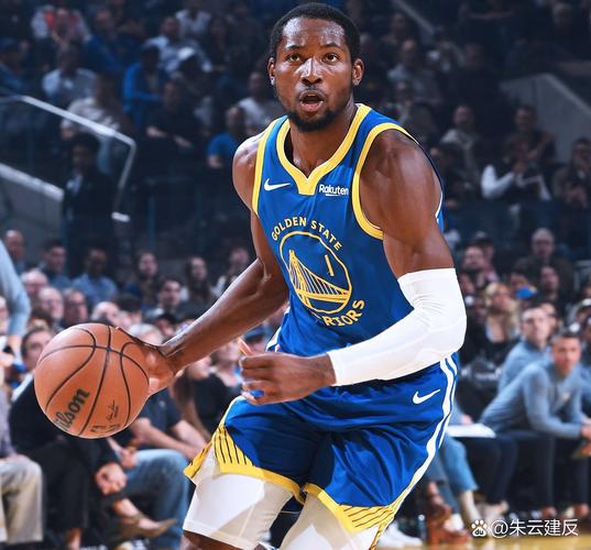 天赋还是差了点！锋线新星想在勇士站稳脚跟必须提升自己的技术
