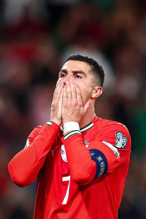 c罗在葡萄牙的国家地位？c罗在葡萄牙的国家地位如何？