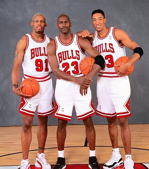 1996年公牛队首发阵容，96年公牛队成员名单