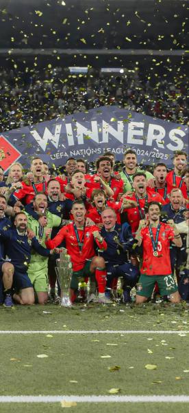 1314赛季欧冠冠军是谁，1314欧冠决赛集锦？