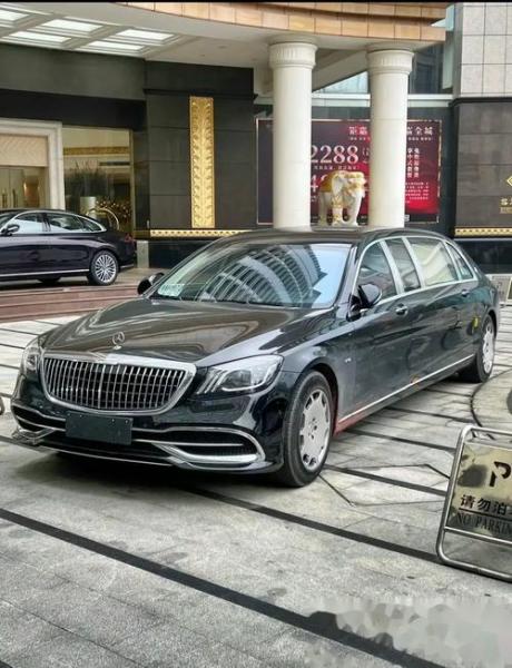 奔驰普尔曼s600价格，奔驰普尔曼s680加长版价格？