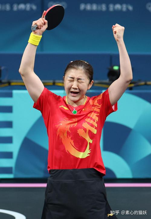 世界乒乓球总决赛女子团体冠军，世界乒乓球女子团体冠军叫什么杯