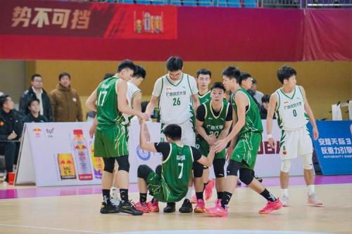 广西篮球队进入cba什么时候开始，广西有篮球队参加cba么？