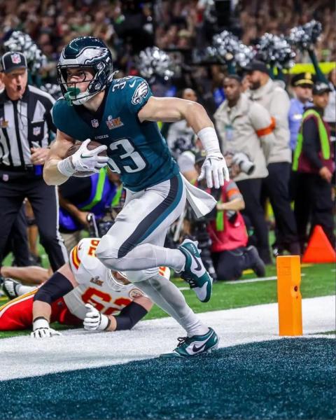 nfl橄榄球球队市值排名,nfl橄榄球明星?